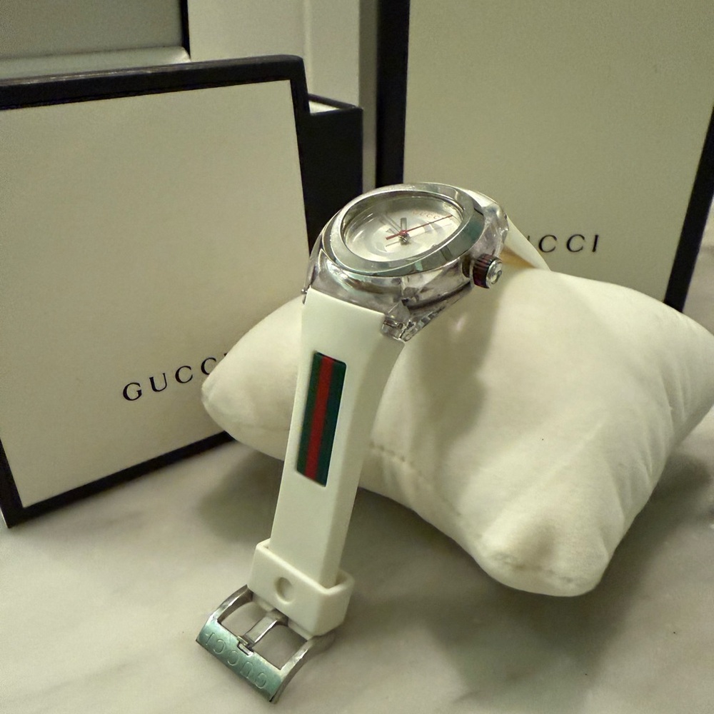 Gucci Sync Watch - Picture 4 of 13